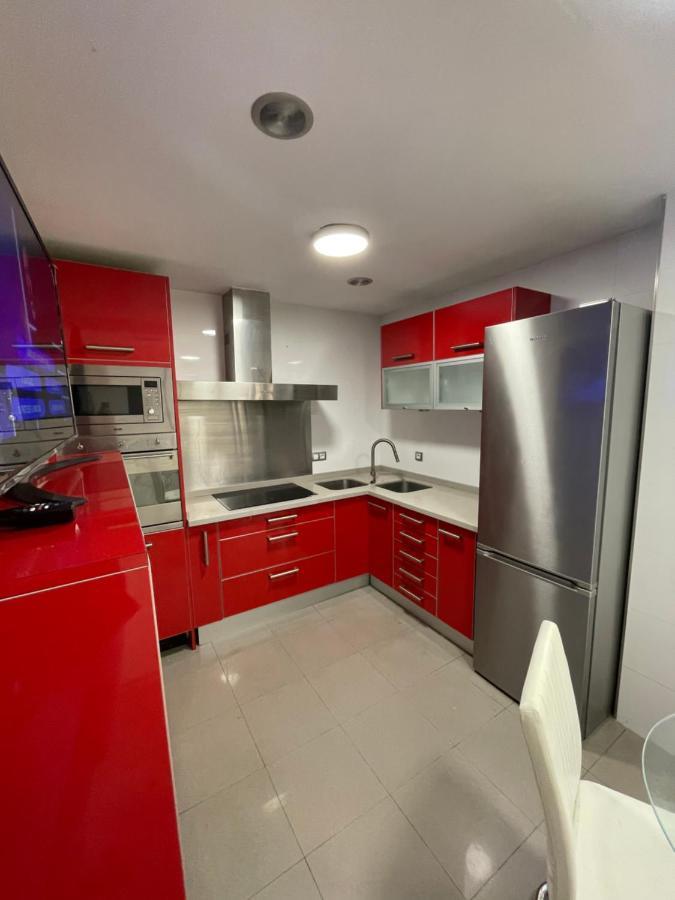 Moderno Apartamento Con Plaza De Garaje En Pleno Centro De Almería Dış mekan fotoğraf