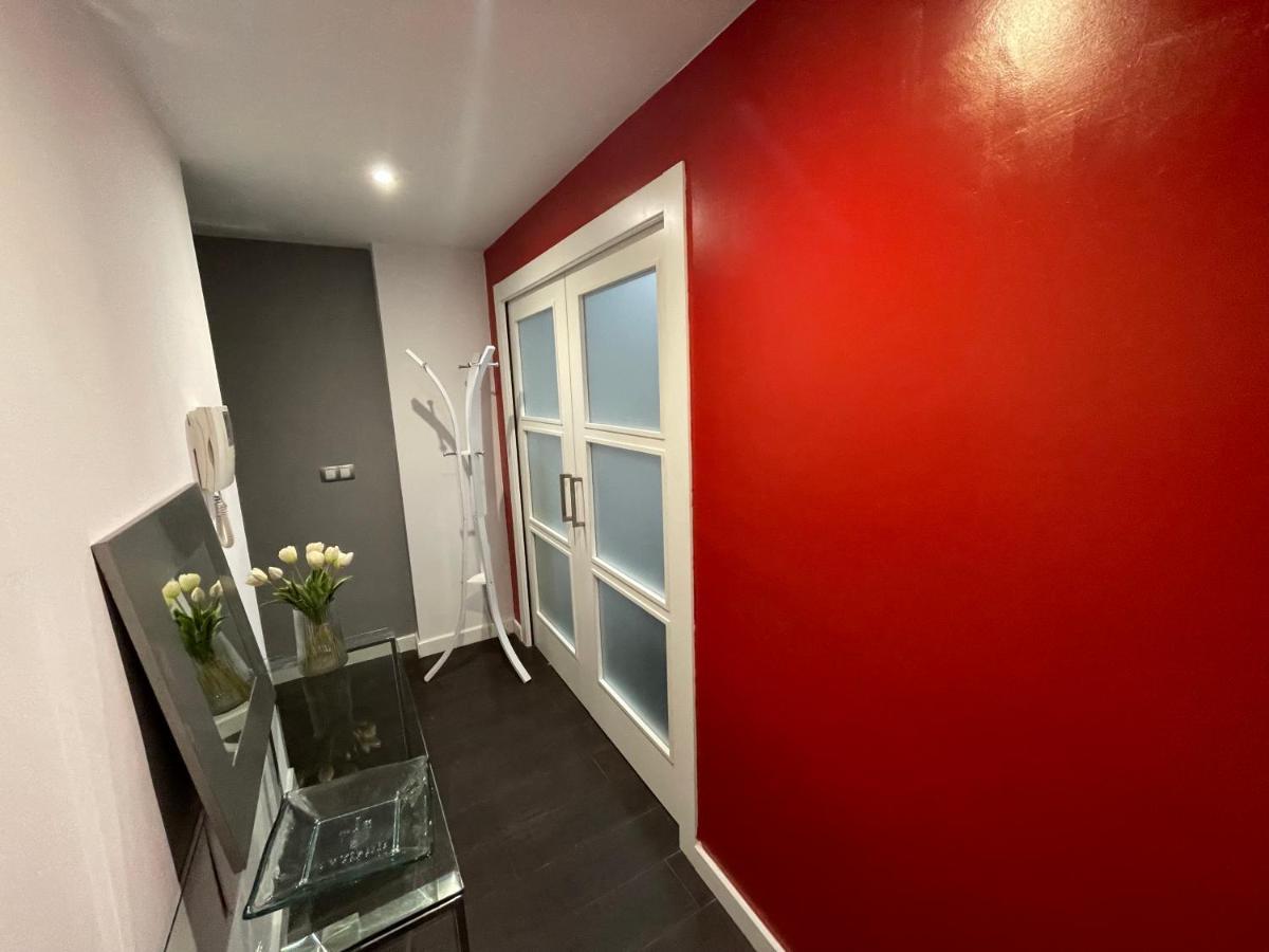 Moderno Apartamento Con Plaza De Garaje En Pleno Centro De Almería Dış mekan fotoğraf
